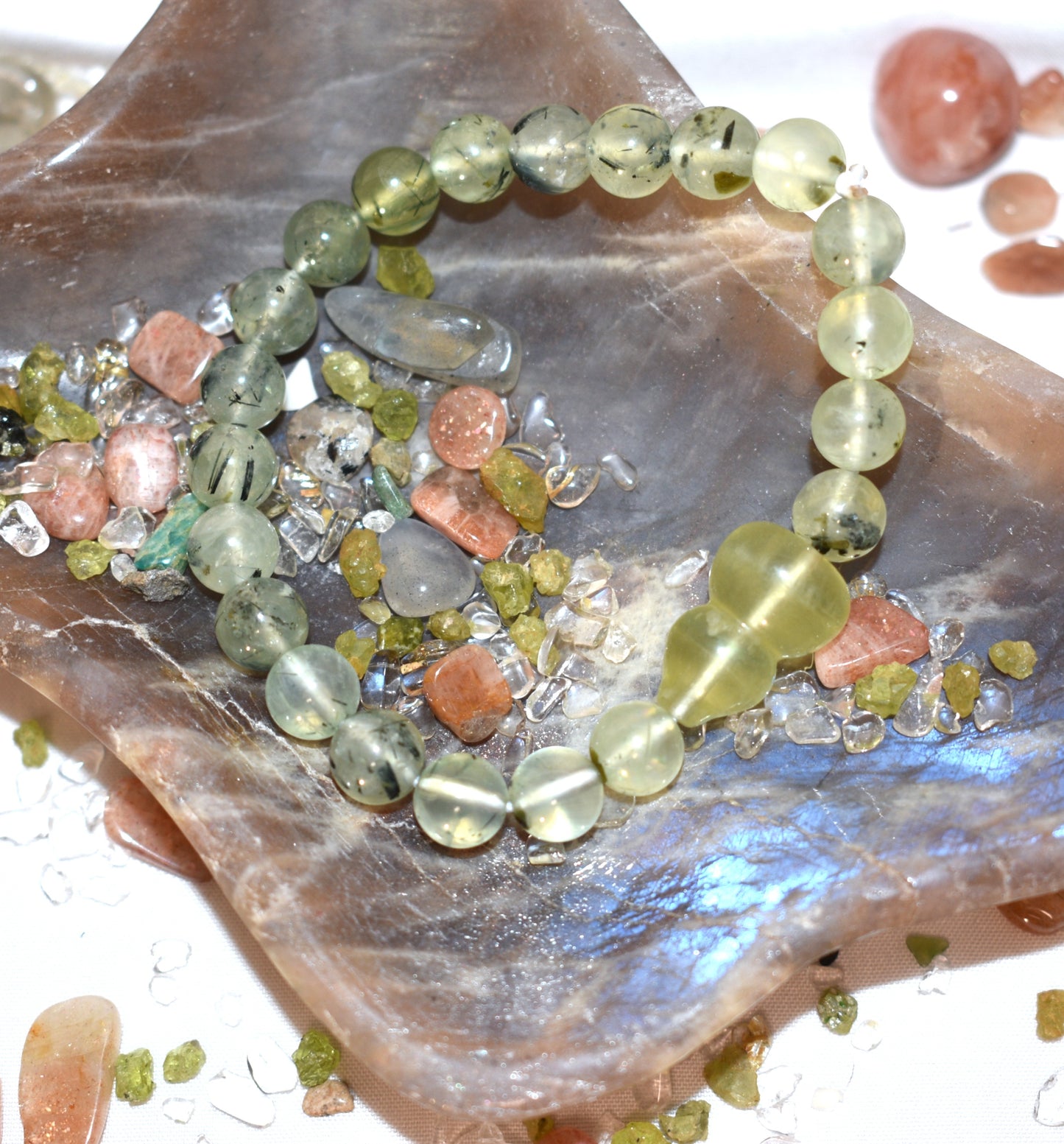 Fluorite hulu with prehnite and epidote bracelet