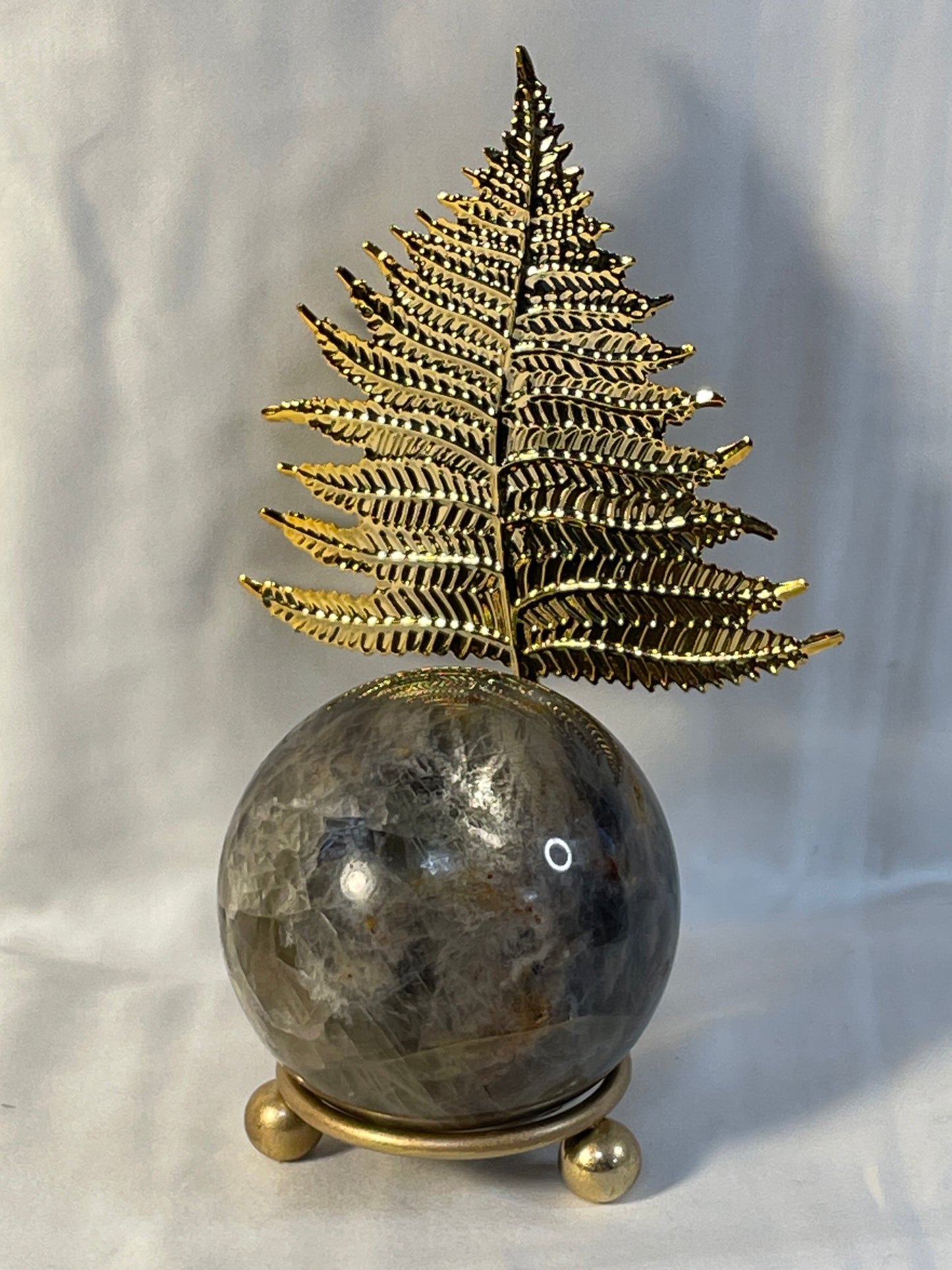 Sphere Stand Golden Fern